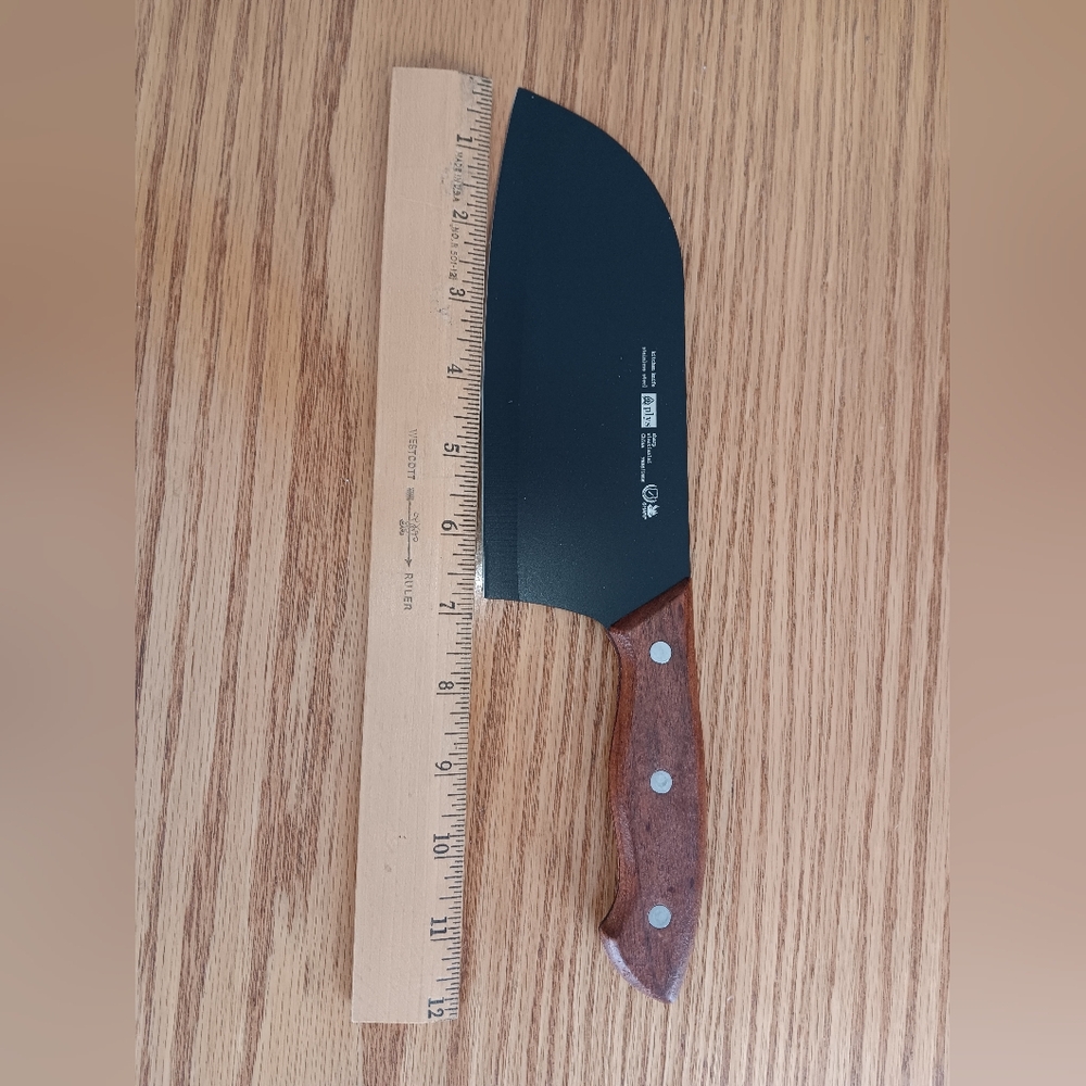 Stainless Steel Chef Knife with Plastic Blade Protector. 12 Inch Total. Blade 7. - Picture 2 of 6